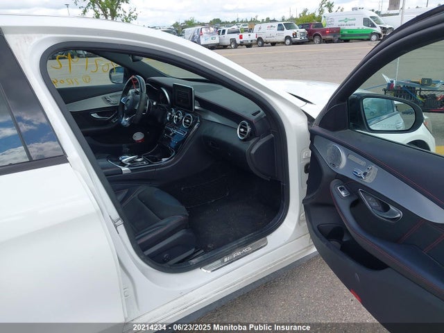 55SWF6EB8HU212047 Mercedes Benz c-class