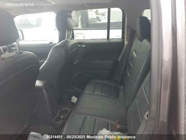 1C4NJRAB3GD740992 Jeep 2016