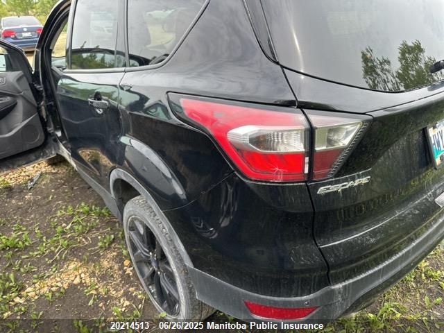 1FMCU9G9XHUC68709 Ford Escape
