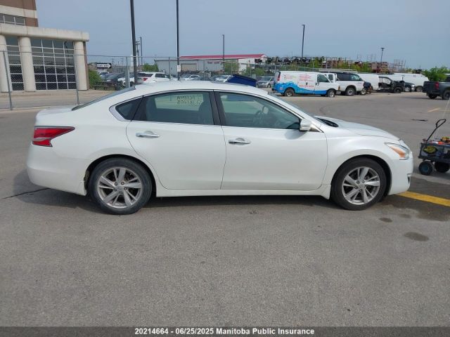 1N4AL3AP2FN387208 Nissan 2015