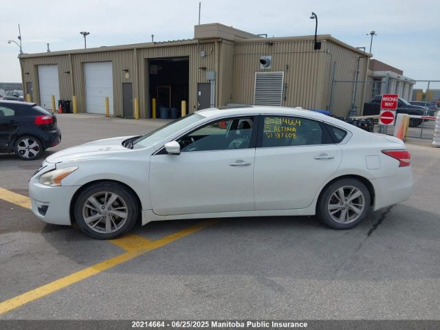 1N4AL3AP2FN387208 Nissan 2015