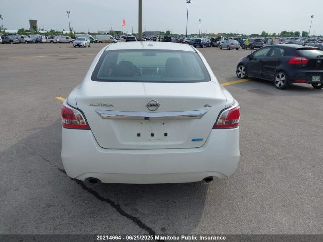 1N4AL3AP2FN387208 Nissan 2015