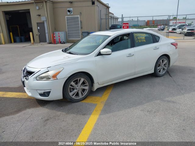 1N4AL3AP2FN387208 Nissan 2015