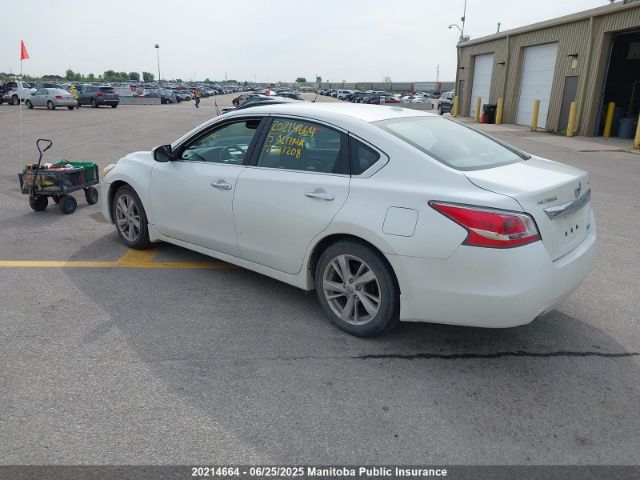 1N4AL3AP2FN387208 Nissan 2015