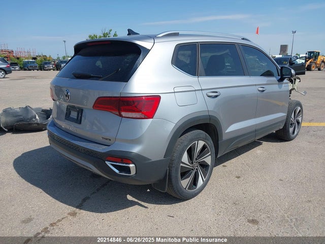 3VV4X7B21RM024078 Volkswagen tsi