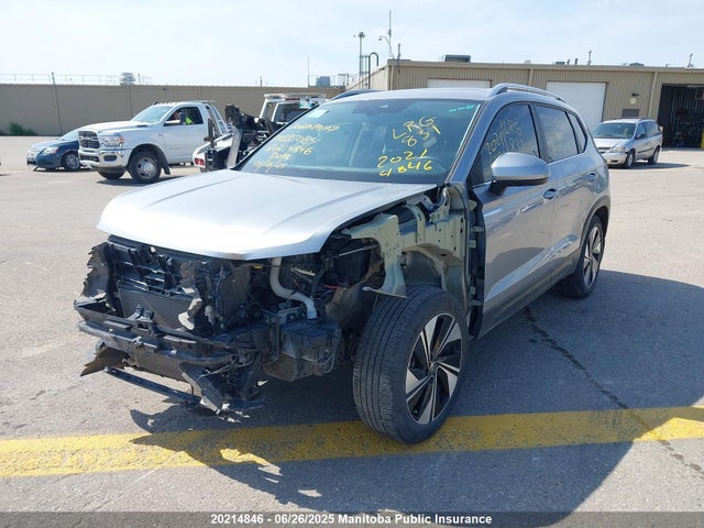 3VV4X7B21RM024078 Volkswagen tsi