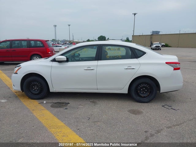 2015 Nissan Sentra 1.8 S მანქანა იყიდება აუქციონზე, vin: 3N1AB7AP1FL643281, აუქციონის ნომერი: 20215197