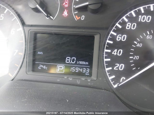 2015 Nissan Sentra 1.8 S მანქანა იყიდება აუქციონზე, vin: 3N1AB7AP1FL643281, აუქციონის ნომერი: 20215197