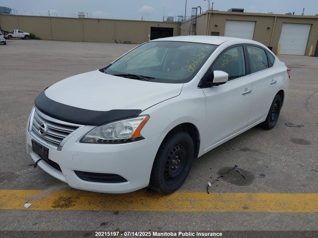 2015 Nissan Sentra 1.8 S მანქანა იყიდება აუქციონზე, vin: 3N1AB7AP1FL643281, აუქციონის ნომერი: 20215197