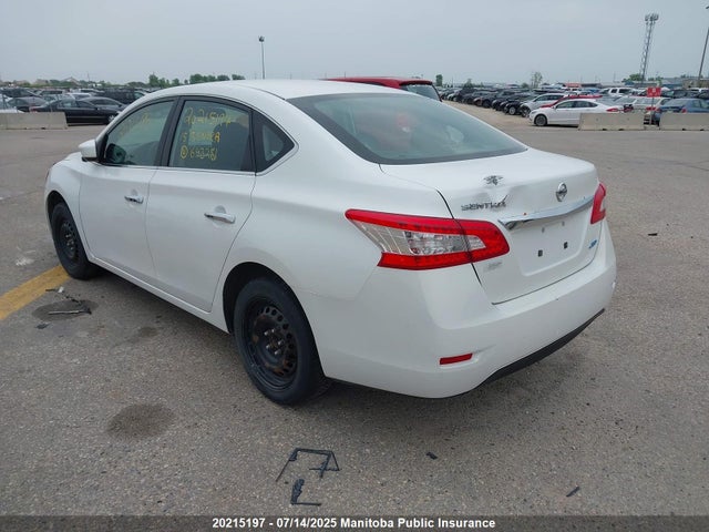 2015 Nissan Sentra 1.8 S მანქანა იყიდება აუქციონზე, vin: 3N1AB7AP1FL643281, აუქციონის ნომერი: 20215197