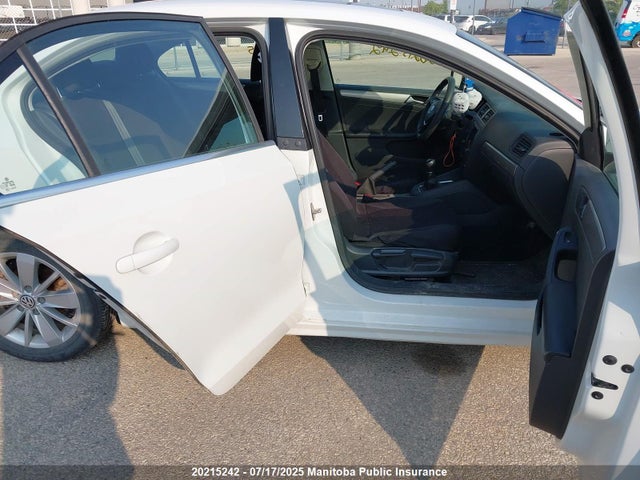 3VW167AJ3GM337365 Volkswagen Jetta