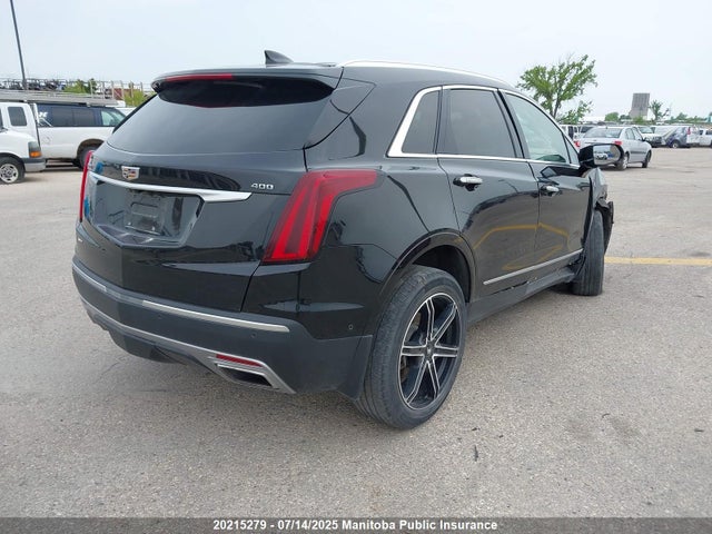 1GYKNFRS7LZ198975 Cadillac lgx