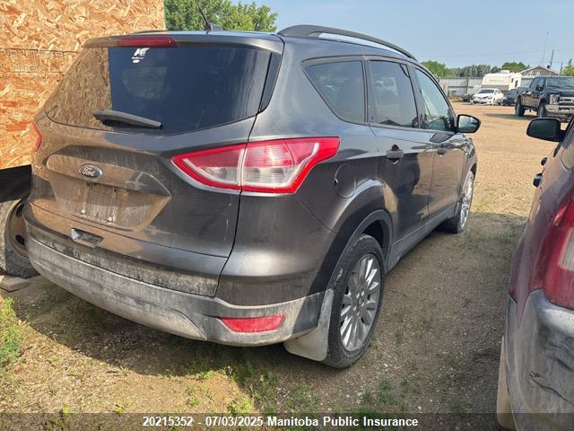 1FMCU0F79GUA15438 Ford Escape