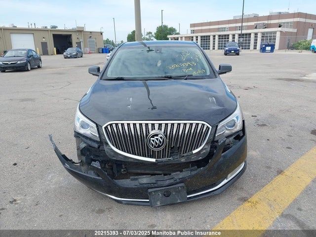 1G4GB5G34EF101371 Buick lfx