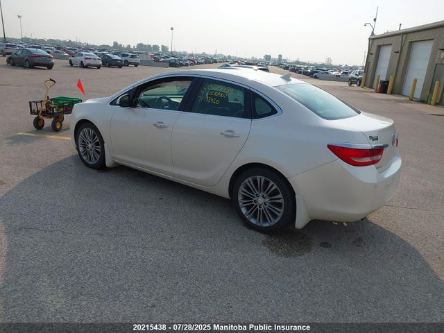 1G4PS5SK5E4133420 Buick lea