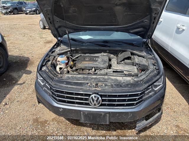 1VWAS7A3XGC051351 Volkswagen 2016