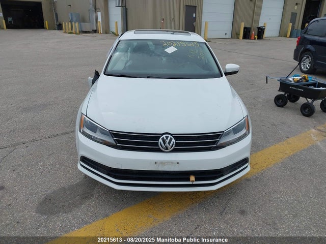 3VW2K7AJ8FM214854 Volkswagen 2015