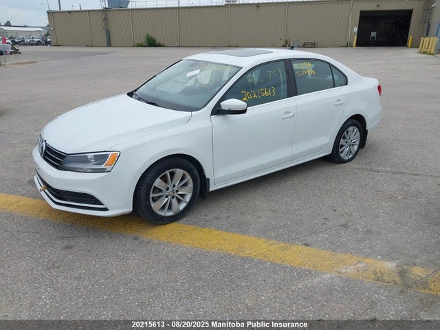 3VW2K7AJ8FM214854 Volkswagen 2015