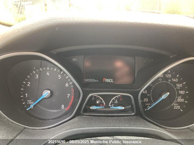 1FADP3K22HL300829 Ford FOCUS SE