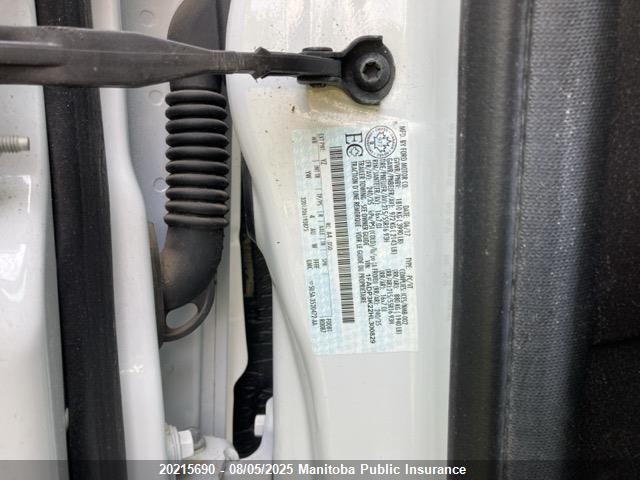 1FADP3K22HL300829 Ford FOCUS SE