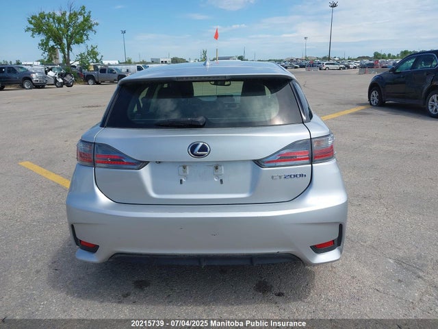 JTHKD5BH8F2221709 Lexus 2zr-fxe+3jm