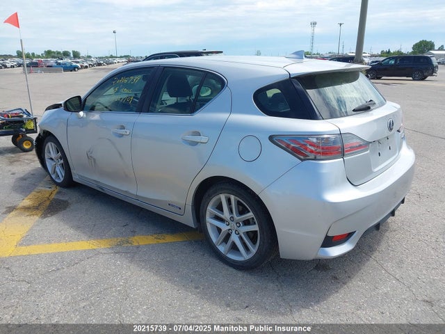 JTHKD5BH8F2221709 Lexus 2zr-fxe+3jm