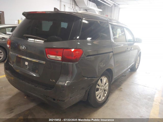 KNDMB5C1XH6270049 KIA 2017