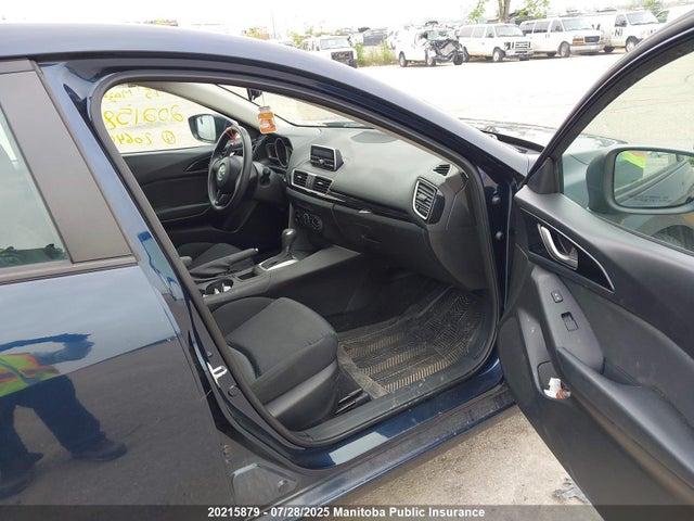 3MZBM1U79FM206446 Mazda pe