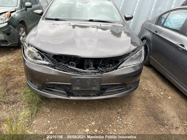 1C3CCCBG2FN707293 Chrysler 2015