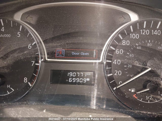 5N1AR2MM0EC703585 Nissan 2014