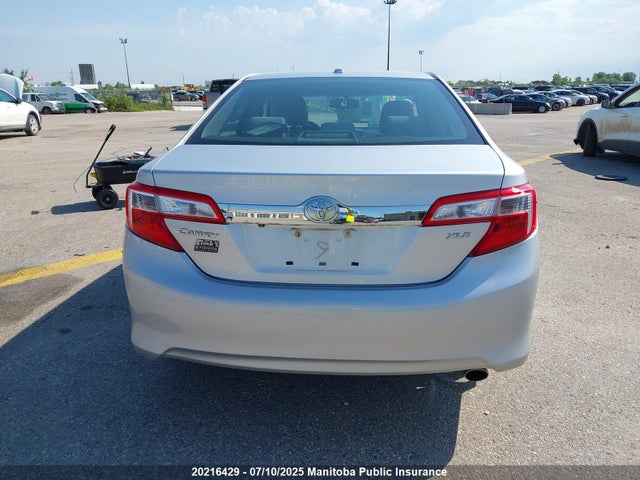 2013 Toyota Camry Xle მანქანა იყიდება აუქციონზე, vin: 4T1BF1FK0DU674066, აუქციონის ნომერი: 20216429