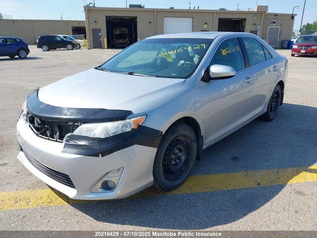2013 Toyota Camry Xle მანქანა იყიდება აუქციონზე, vin: 4T1BF1FK0DU674066, აუქციონის ნომერი: 20216429