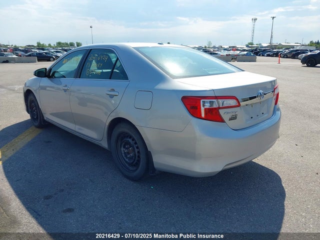2013 Toyota Camry Xle მანქანა იყიდება აუქციონზე, vin: 4T1BF1FK0DU674066, აუქციონის ნომერი: 20216429