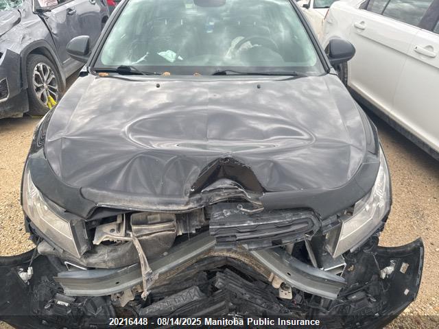 1G1P75SZ5F7200061 Chevrolet luz