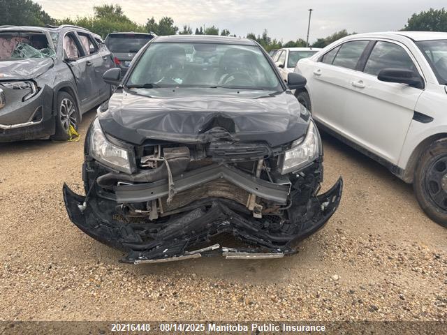 1G1P75SZ5F7200061 Chevrolet luz