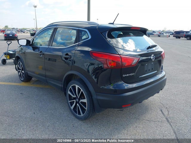 JN1BJ1CR9JW256693 Nissan 2018