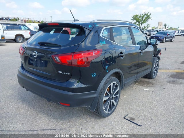 JN1BJ1CR9JW256693 Nissan 2018