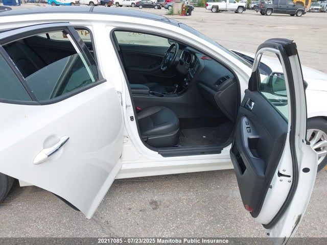KIA OPTIMA EX 2014 KNAGN4A72E5477992 Image 16