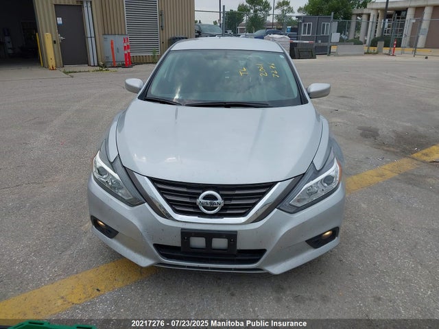 1N4AL3AP8HN329039 Nissan 2017