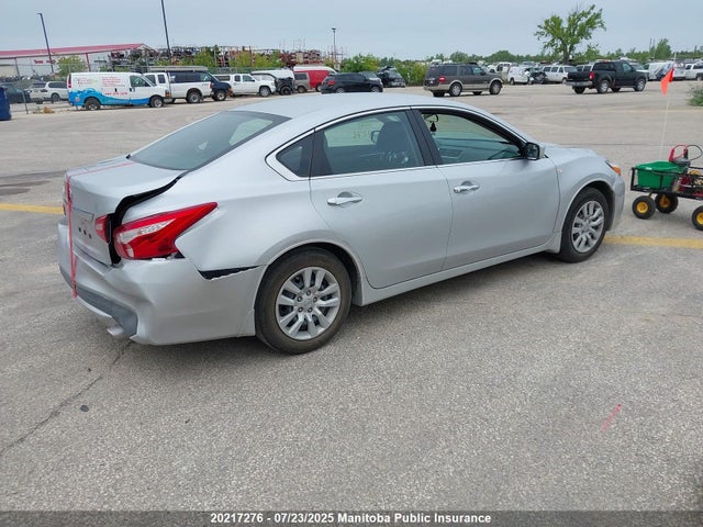 1N4AL3AP8HN329039 Nissan 2017