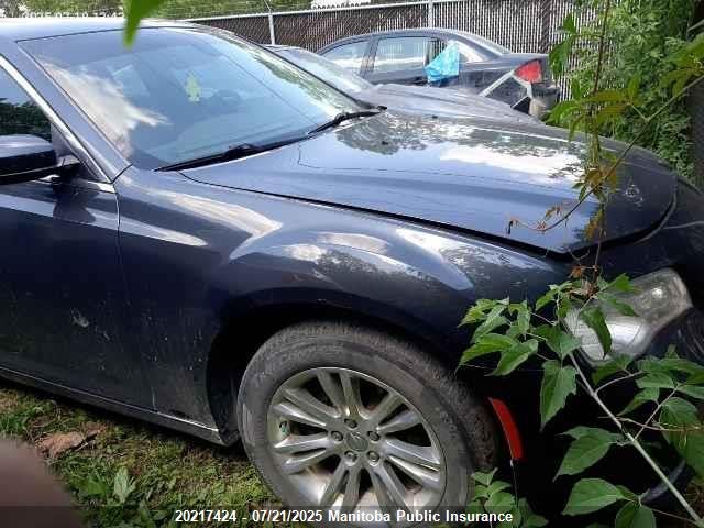 Chrysler 300 2017 2C3CCAAG9HH603367 Image 2