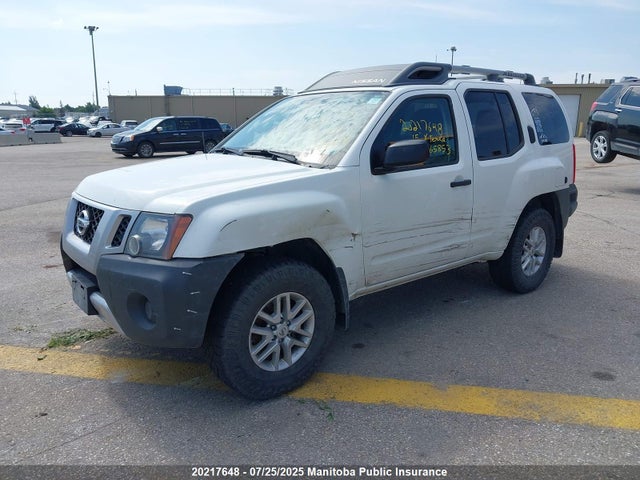 5N1AN0NW8FN665853 Nissan 2015
