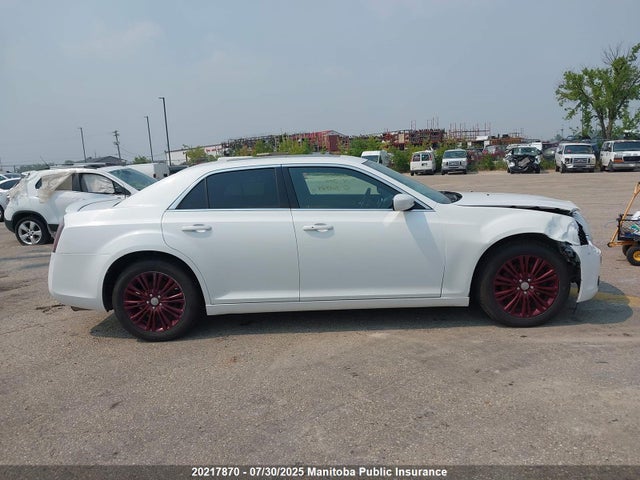 Chrysler 300 2014 2C3CCARGXEH305989 Image 13