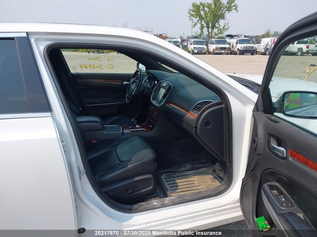 Chrysler 300 2014 2C3CCARGXEH305989 Image 5