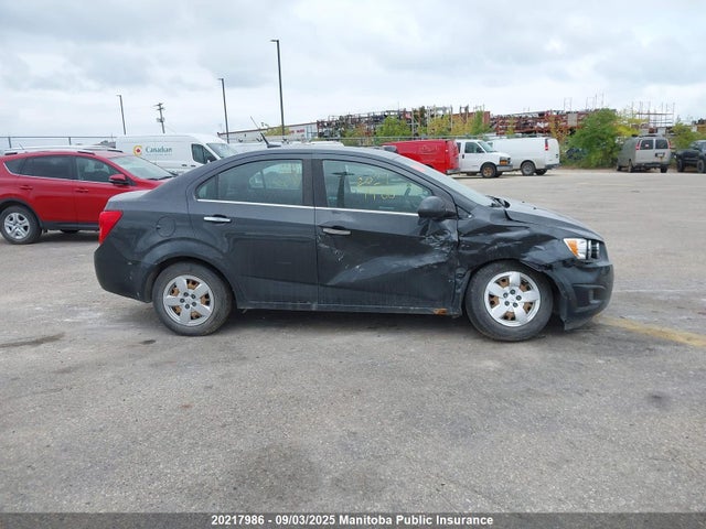 1G1JC5EH2E4143340 Chevrolet luw