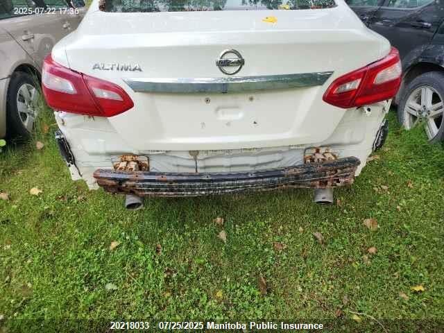 1N4AL3AP5JC171096 Nissan 2018