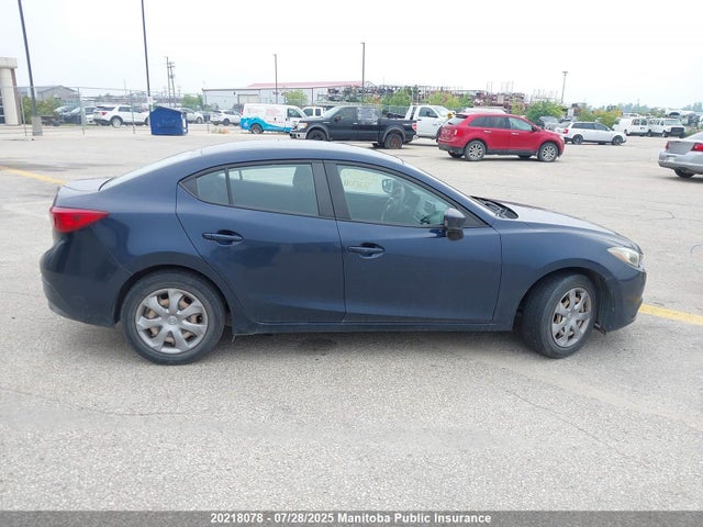 JM1BM1U79E1217011 Mazda pe