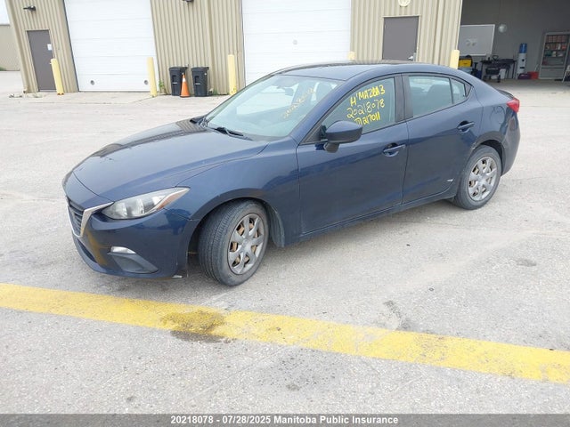 JM1BM1U79E1217011 Mazda pe