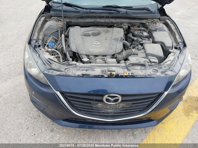 JM1BM1U79E1217011 Mazda pe