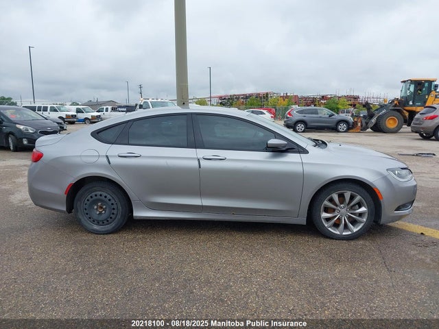 1C3CCCBB4FN702083 Chrysler 200